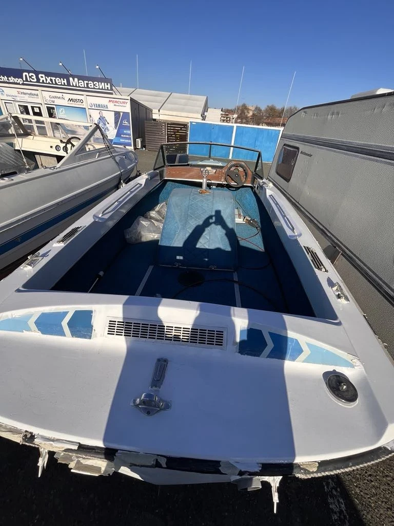 Моторна яхта Correct Craft Ski Nautique 2001 - изображение 7