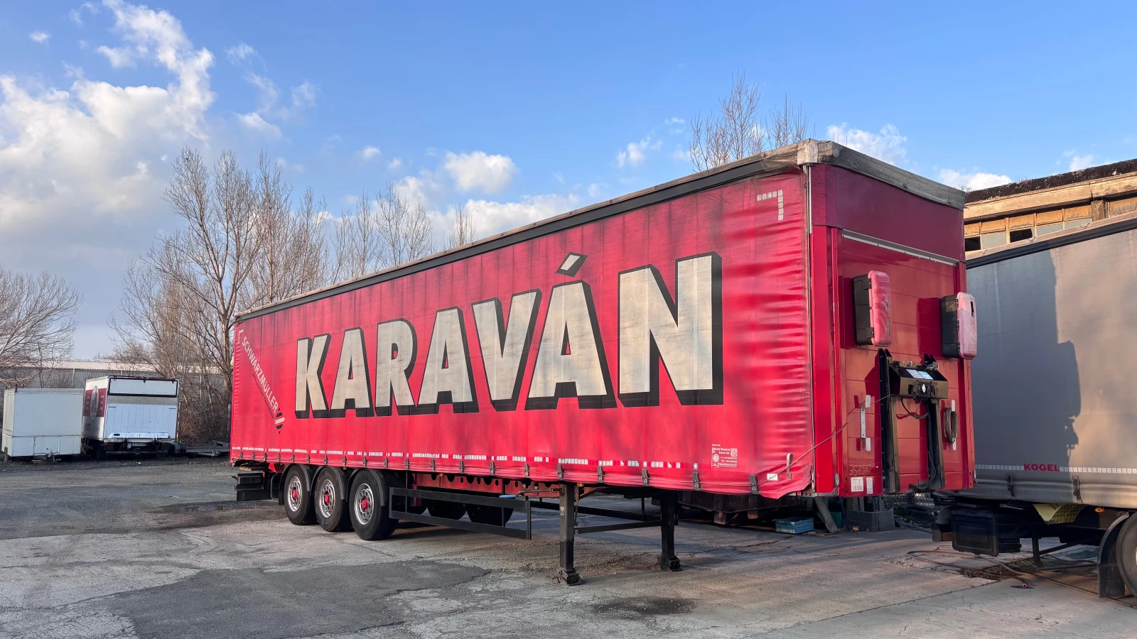 Полуремарке Schwarzmuller НОВ ВНОС, ОЛЕКОТЕНО, снимка 3 - Ремаркета - 53742932