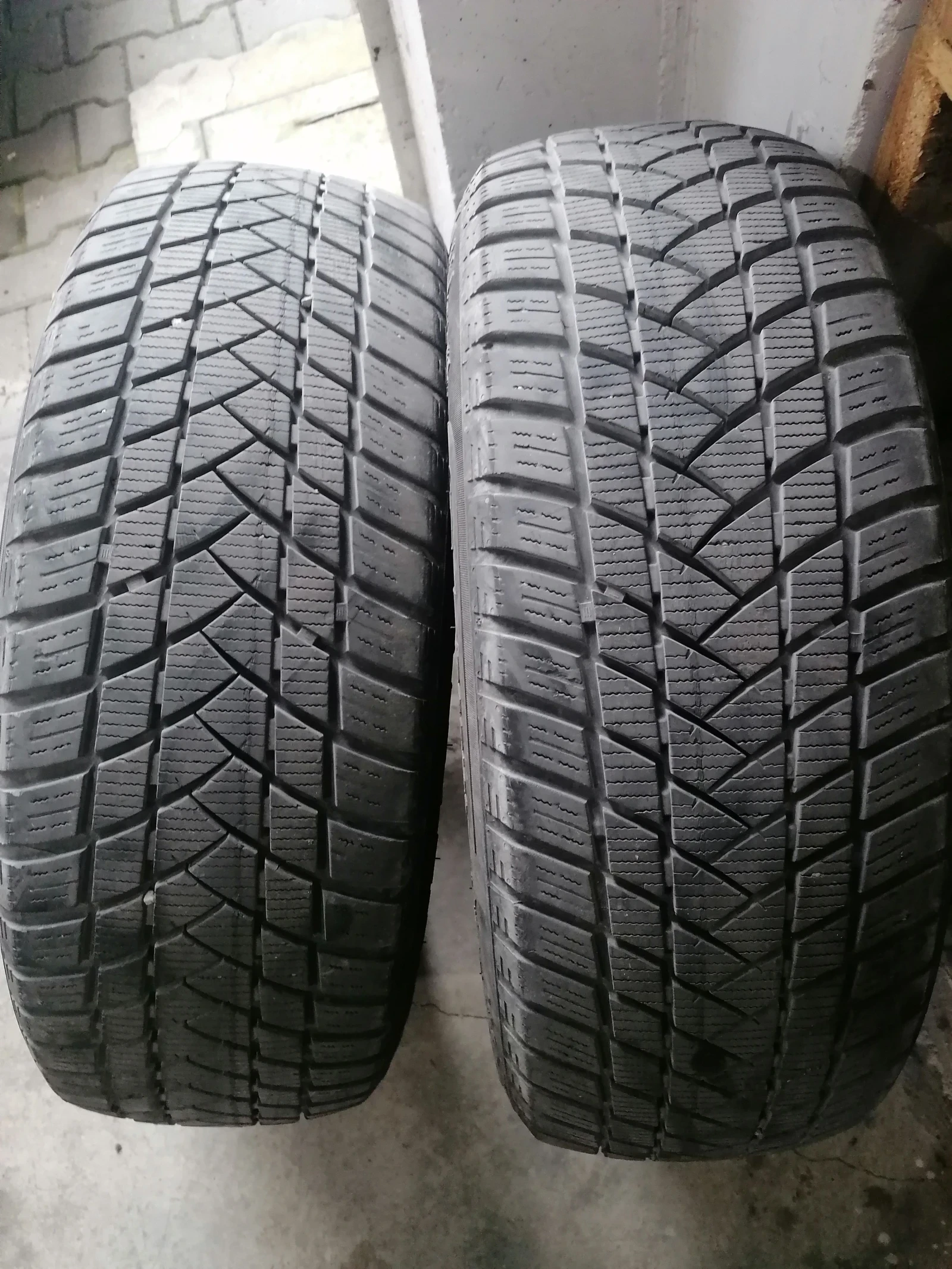 ���� 215/65R16 | Mobile.bg � ����������� 1