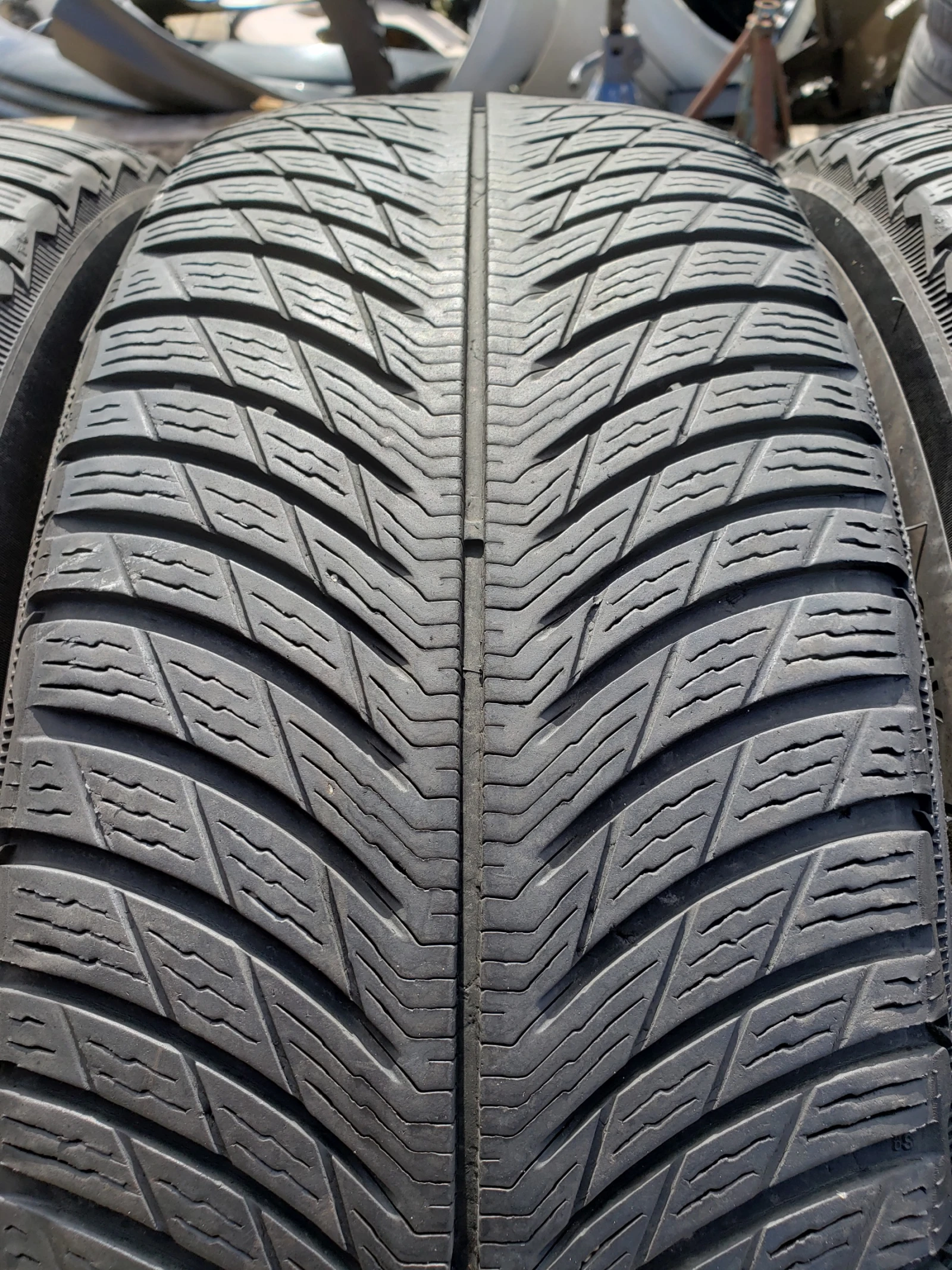  235/60R18 | Mobile.bg   1