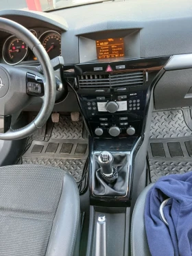 Opel Astra 1.7 GTC, снимка 9