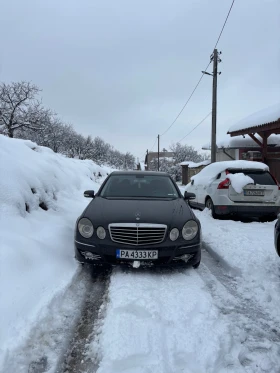 Mercedes-Benz E 320, снимка 2