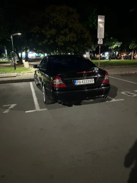 Mercedes-Benz E 320, снимка 1