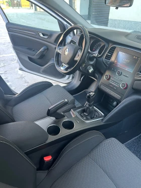Renault Megane - 8300 € / 16233.39 лв. - 31227872 8