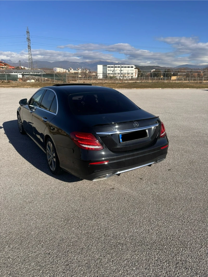 Mercedes-Benz E 350 d AMG DISTR+ /HEADUP/360/ПОДГР./ОБДУХ./PARK, снимка 3 - Автомобили и джипове - 48105087