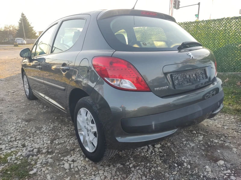 Peugeot 207 1.4i - 75кс., снимка 2 - Автомобили и джипове - 48580569