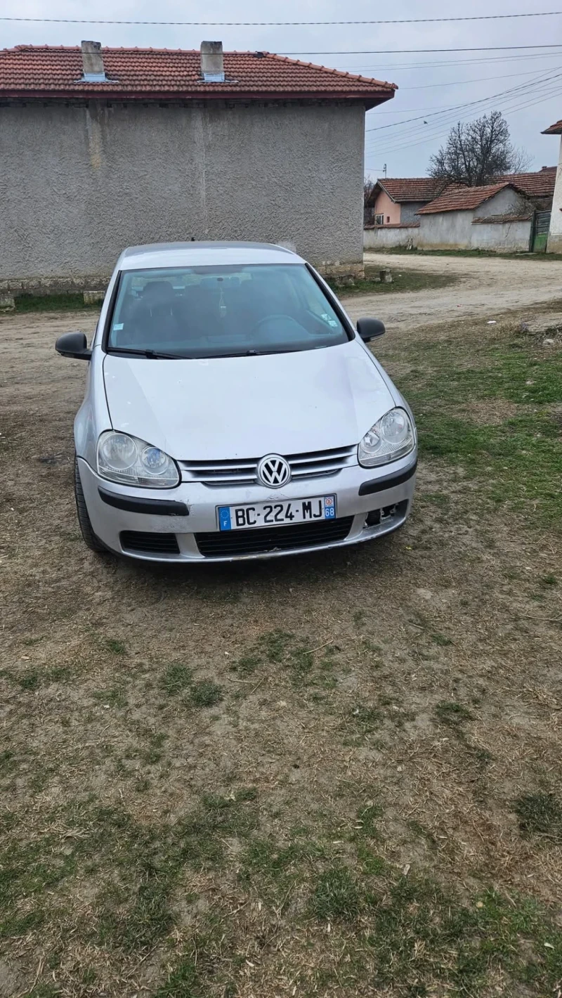 VW Golf, снимка 2 - Автомобили и джипове - 49069644