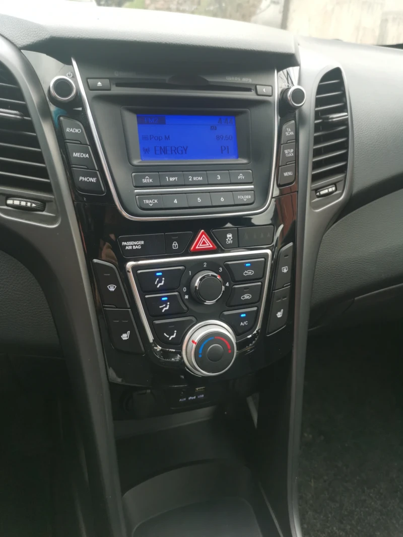 Hyundai I30 1.4 бензин  99 коня, снимка 14 - Автомобили и джипове - 49989993