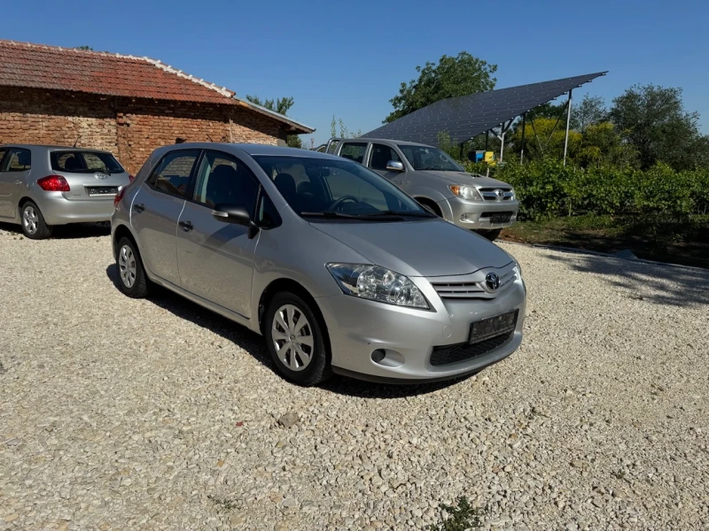 Toyota Auris 1.33i Facelift/Климатик, снимка 7 - Автомобили и джипове - 51956742