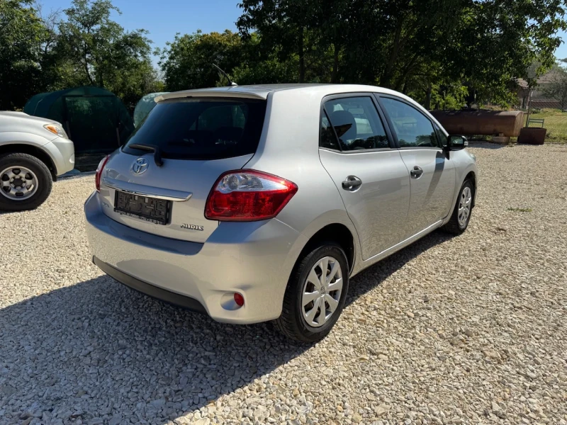 Toyota Auris 1.33i Facelift/Климатик, снимка 5 - Автомобили и джипове - 51956742