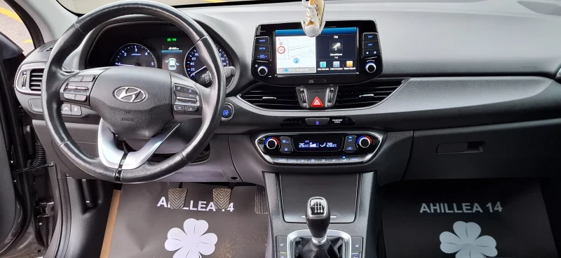 Hyundai I30 1.6 Euro 6 Moon rock Distronic Лимитирана!!, снимка 12 - Автомобили и джипове - 52467993