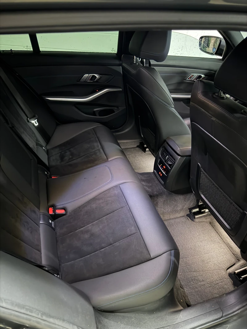 BMW 320 BMW 320 X-Drive M-pack Head-Up , снимка 13 - Автомобили и джипове - 52744594