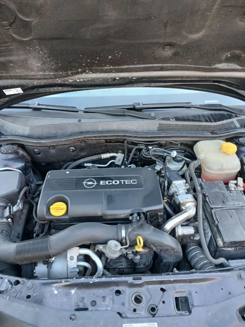 Opel Astra 1.7 GTC, снимка 12 - Автомобили и джипове - 53090493