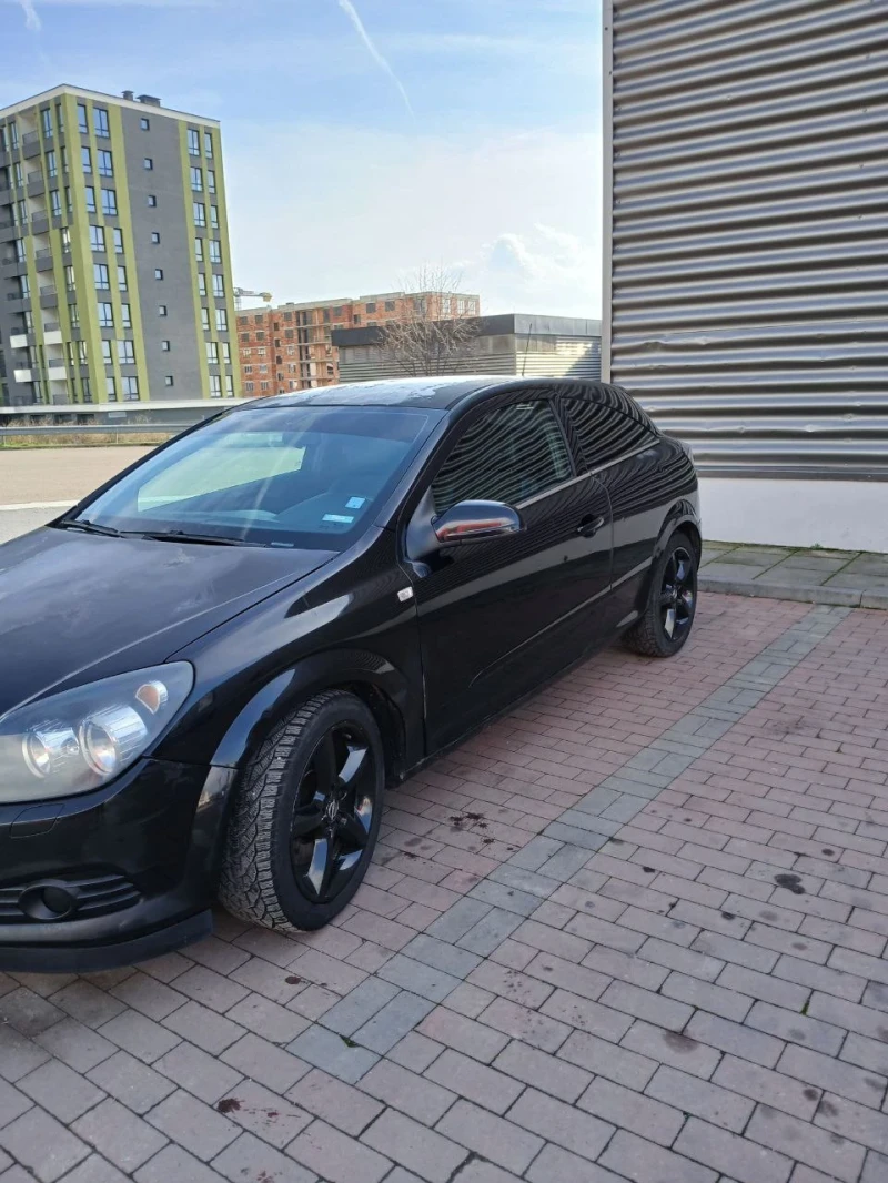 Opel Astra 1.7 GTC, снимка 16 - Автомобили и джипове - 53090493