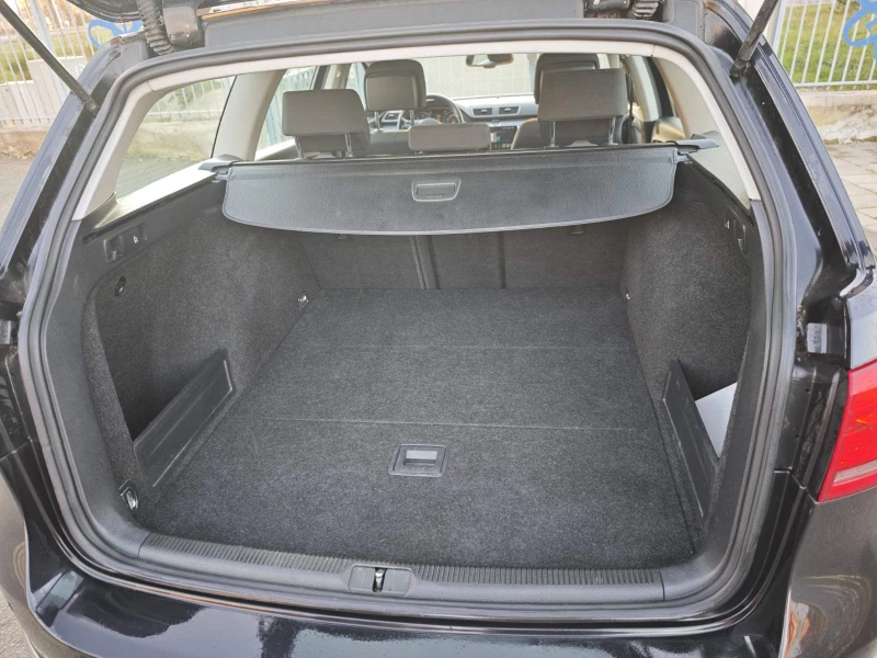 VW Passat B7, снимка 13 - Автомобили и джипове - 53342593