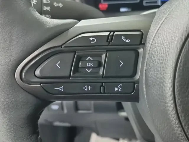 Toyota Corolla * GR * КОМПЛЕКТ ГУМИ * ДИСТРОНИК * ПОДГРЕВ, снимка 15 - Автомобили и джипове - 53448197