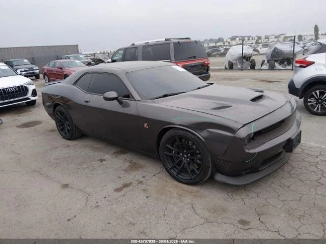 Dodge Challenger