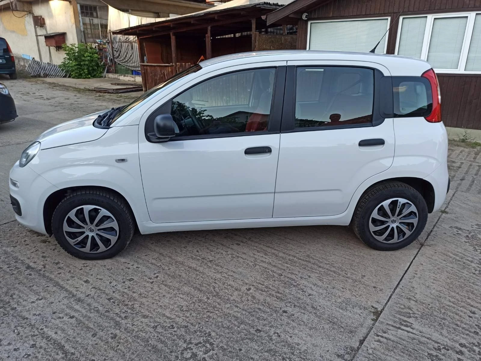 Fiat Panda 1.2  Euro 6B - изображение 3