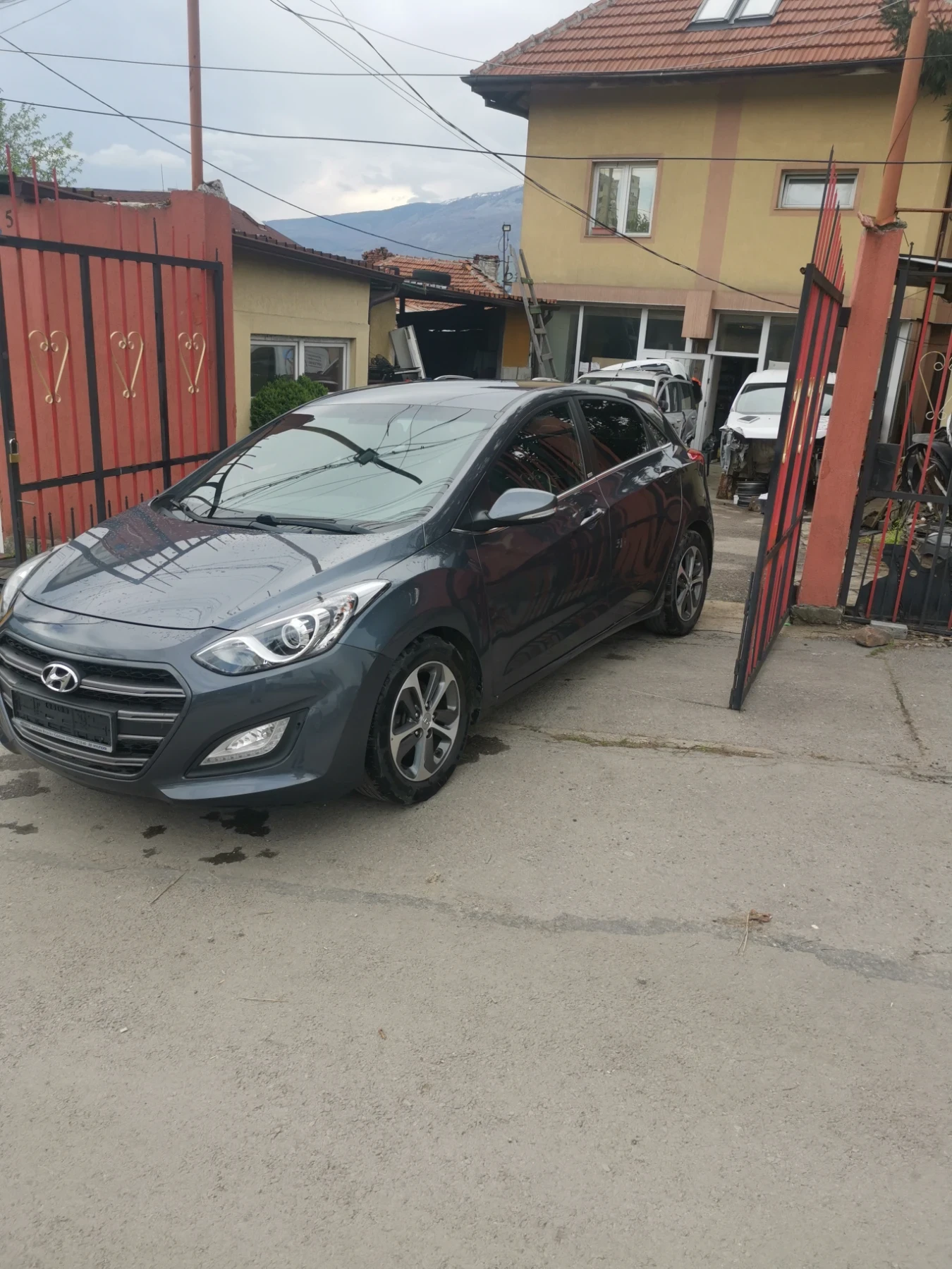 Hyundai I30 1.4 бензин  99 коня - изображение 3