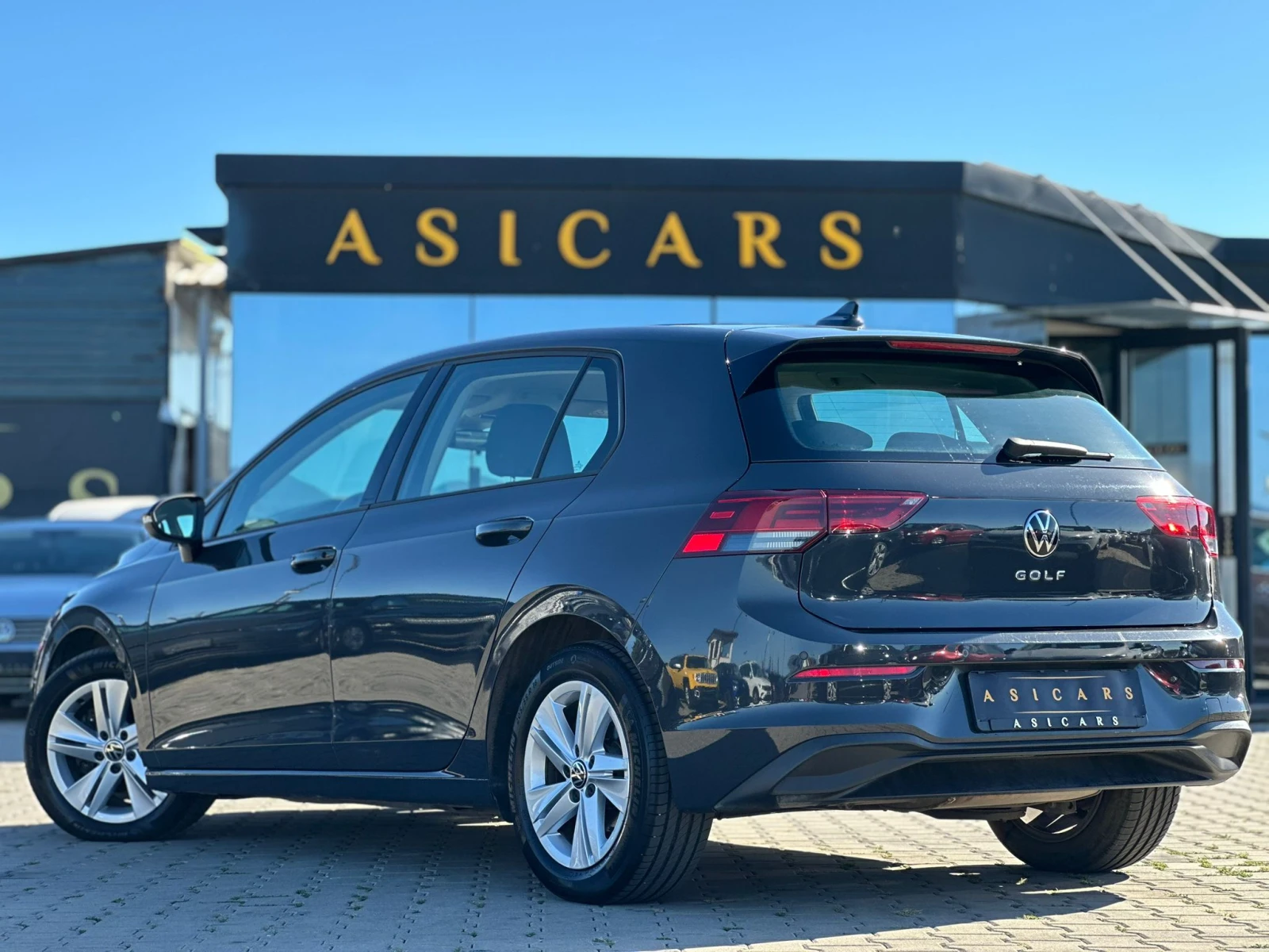 VW Golf / LIFE / 2.0 TDI / FACE / TOP / - изображение 3