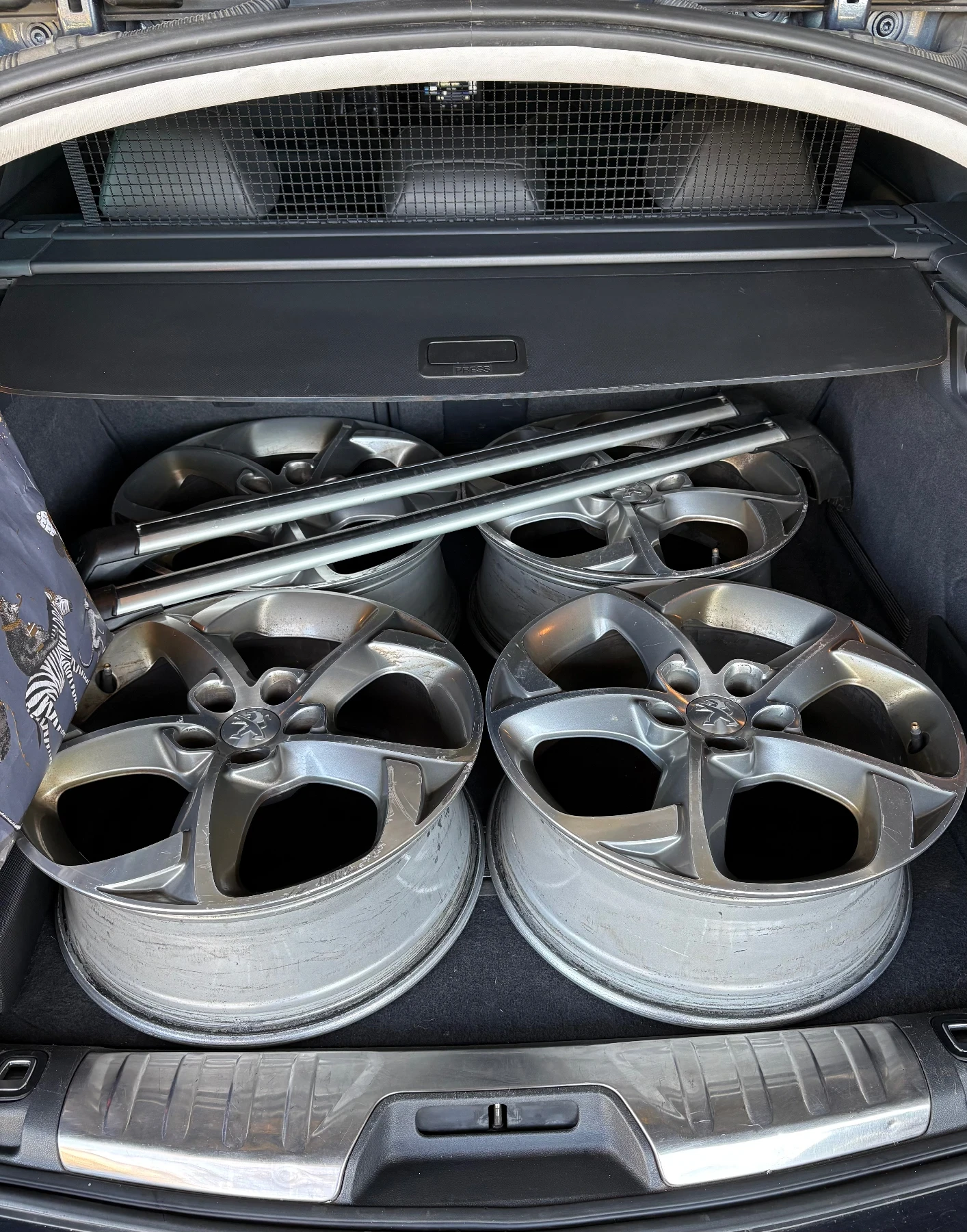 Peugeot 508 2.0 BlueHDI | FULL LED |  |  |  | Mobile.bg   16