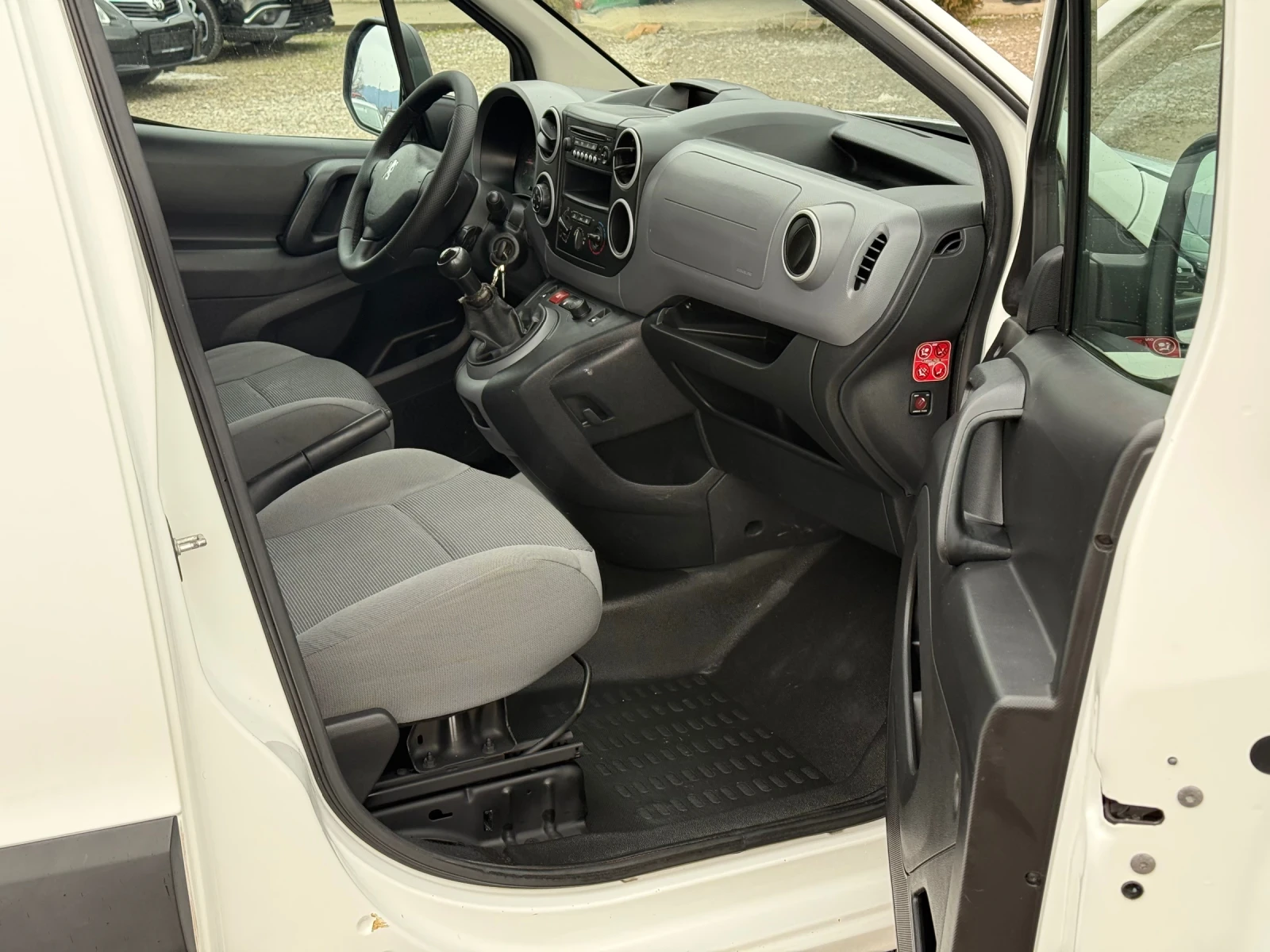 Peugeot Partner 1.6HDi * ��������*  | Mobile.bg � ����������� 11
