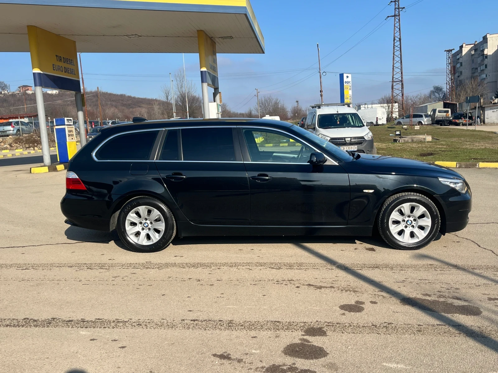 BMW 530 3.0D 197k.c - изображение 4