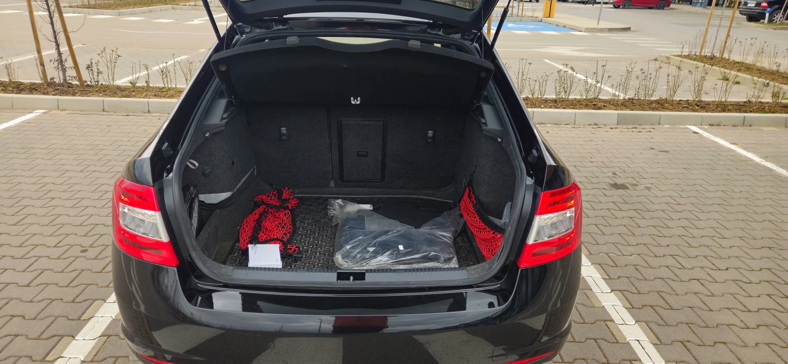 Skoda Octavia VRS, снимка 15 - Автомобили и джипове - 53900842