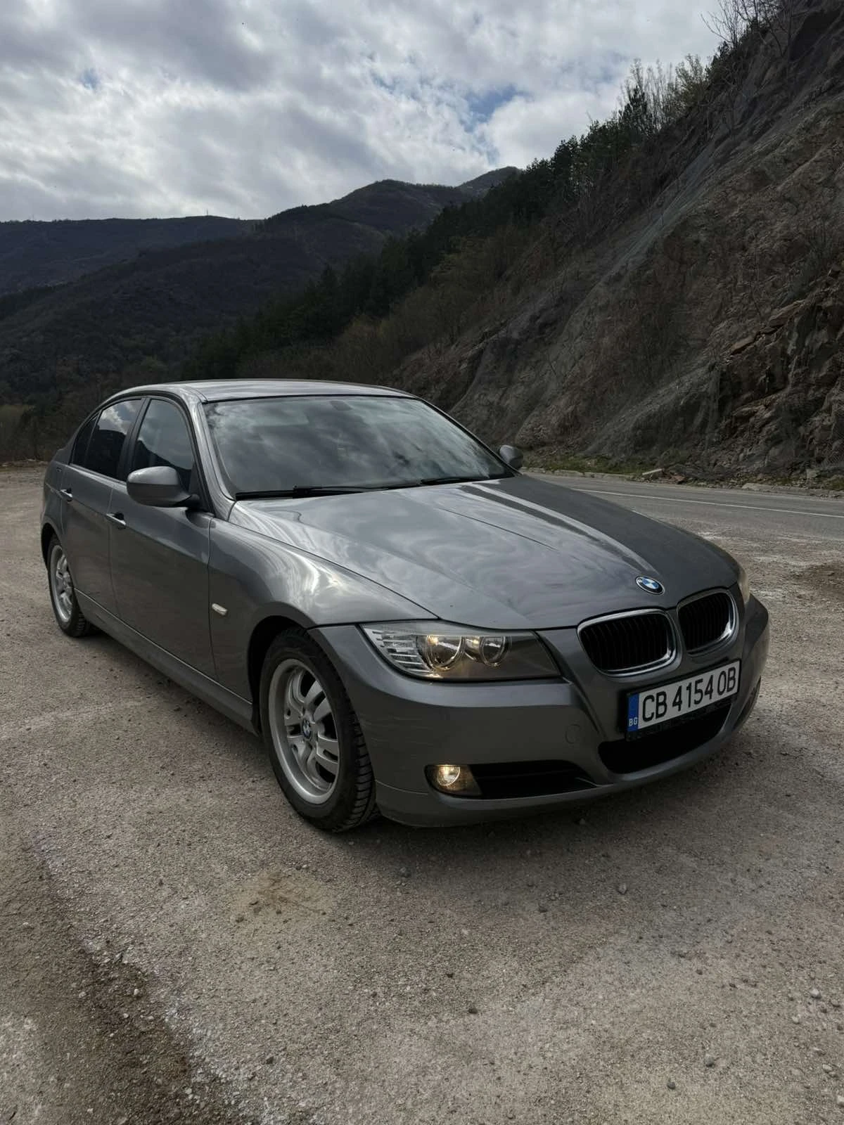 BMW 320, снимка 3 - Автомобили и джипове - 54157706
