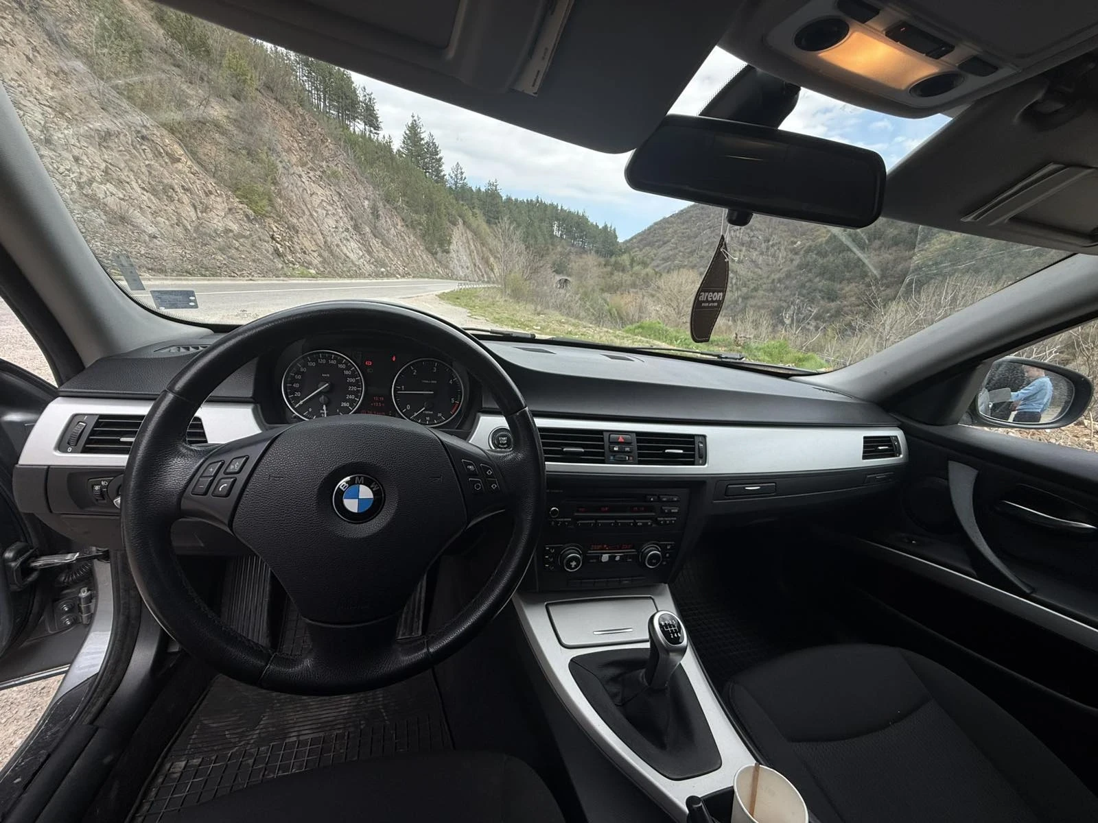 BMW 320, снимка 7 - Автомобили и джипове - 54157706