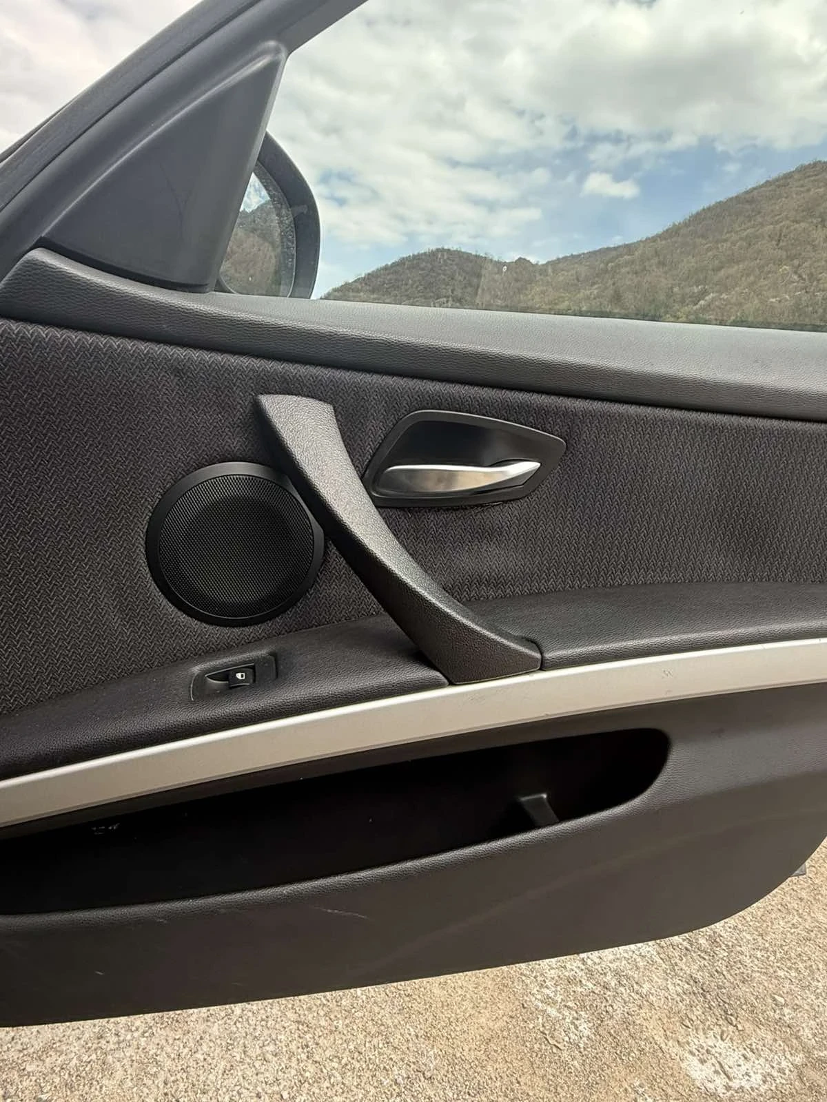 BMW 320, снимка 10 - Автомобили и джипове - 54157706