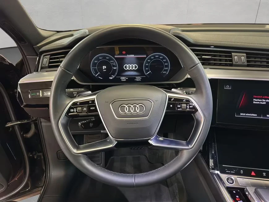 Audi E-Tron SPORTBACK55/408HP/QUTTRO/SLINE/CAM/NAVI/PANO/297z, снимка 10 - Автомобили и джипове - 54193333