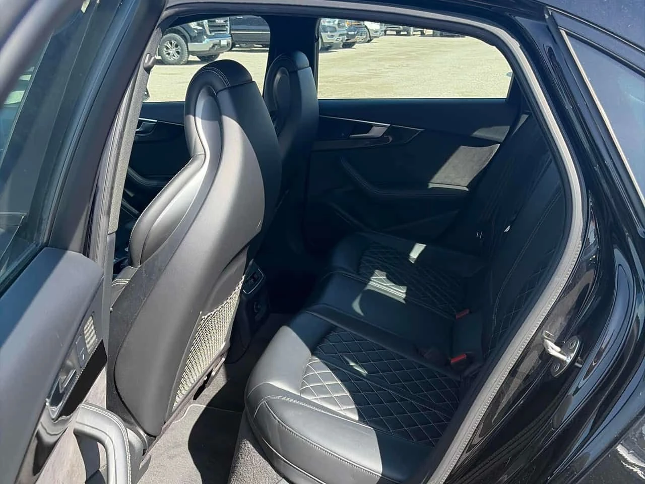 Audi S4 * Progressiv * CARBON* ���������* ������*  | Mobile.bg � ����������� 13