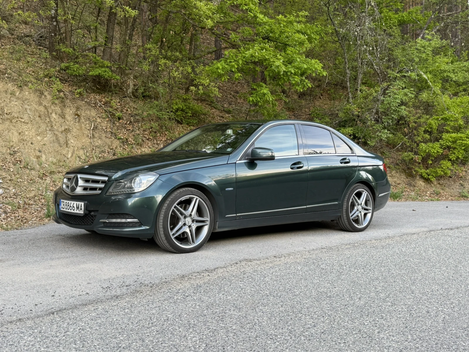 Mercedes-Benz C 350, снимка 2 - Автомобили и джипове - 54501934