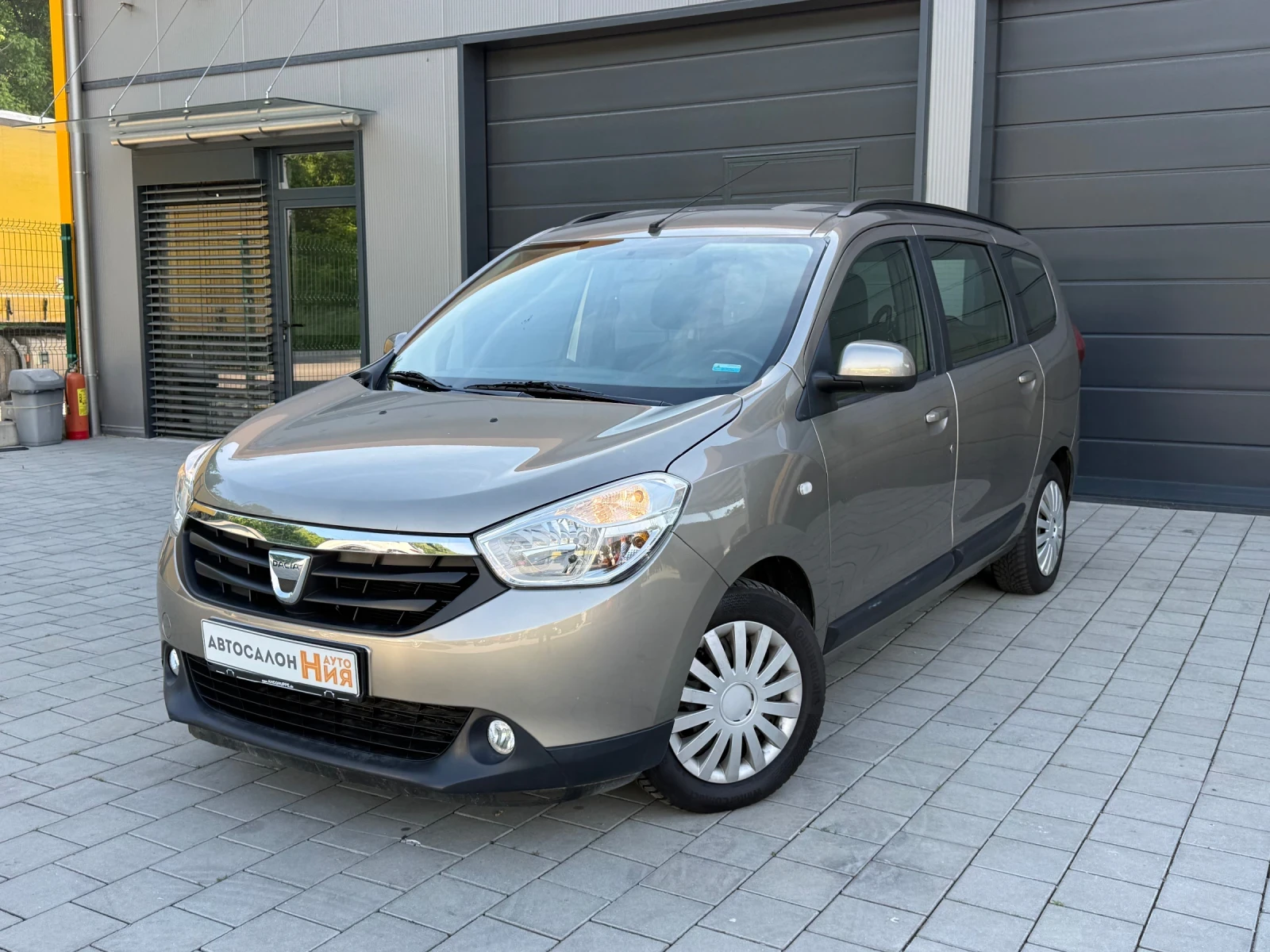 Dacia Lodgy 1.6i 