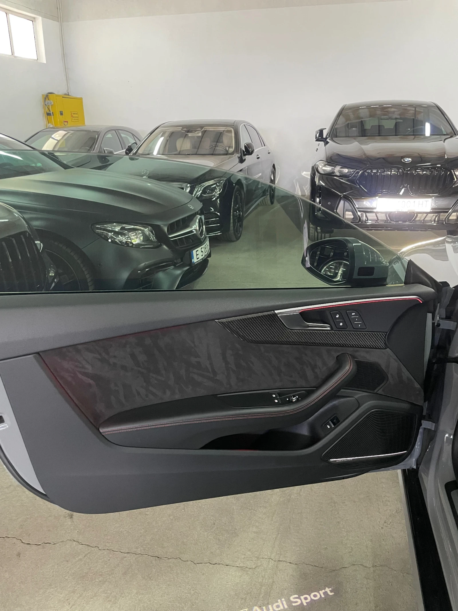 Audi Rs5 B&O/head-up/karbon/360/Distr/подгр/Панор/ОБСЛУЖЕН/, снимка 12 - Автомобили и джипове - 54649058