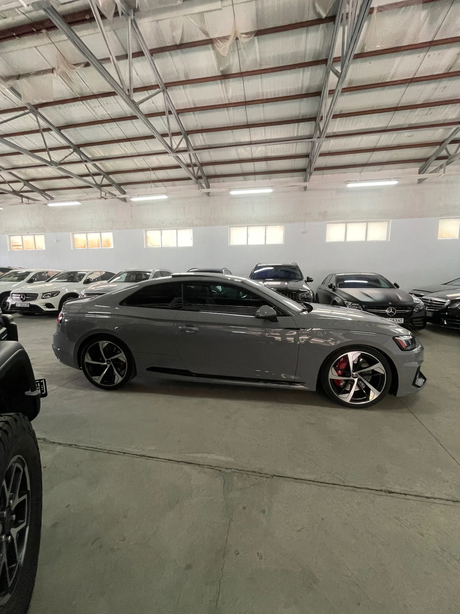 Audi Rs5 B&O/head-up/karbon/360/Distr/подгр/Панор/ОБСЛУЖЕН/, снимка 7 - Автомобили и джипове - 54649058