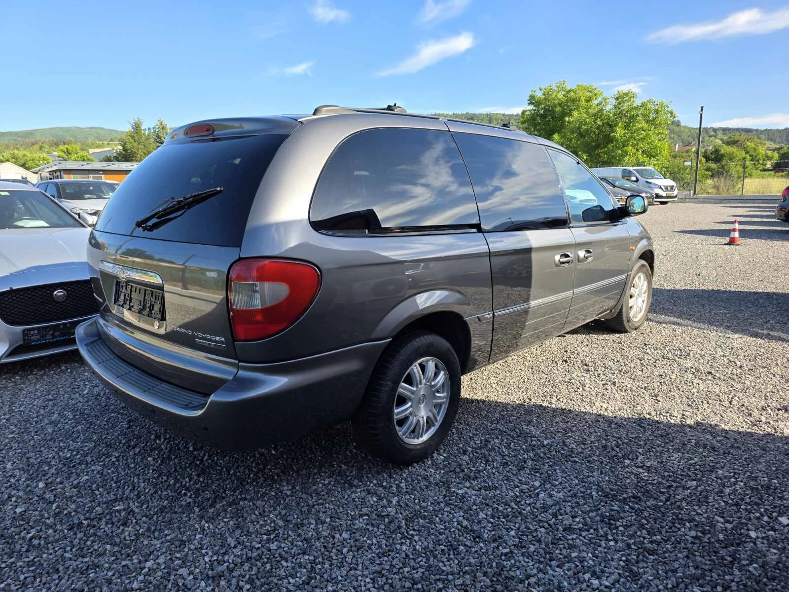 Chrysler Gr.voyager 3.3LPG/4x4/Automatic/7места, снимка 4 - Автомобили и джипове - 54721929