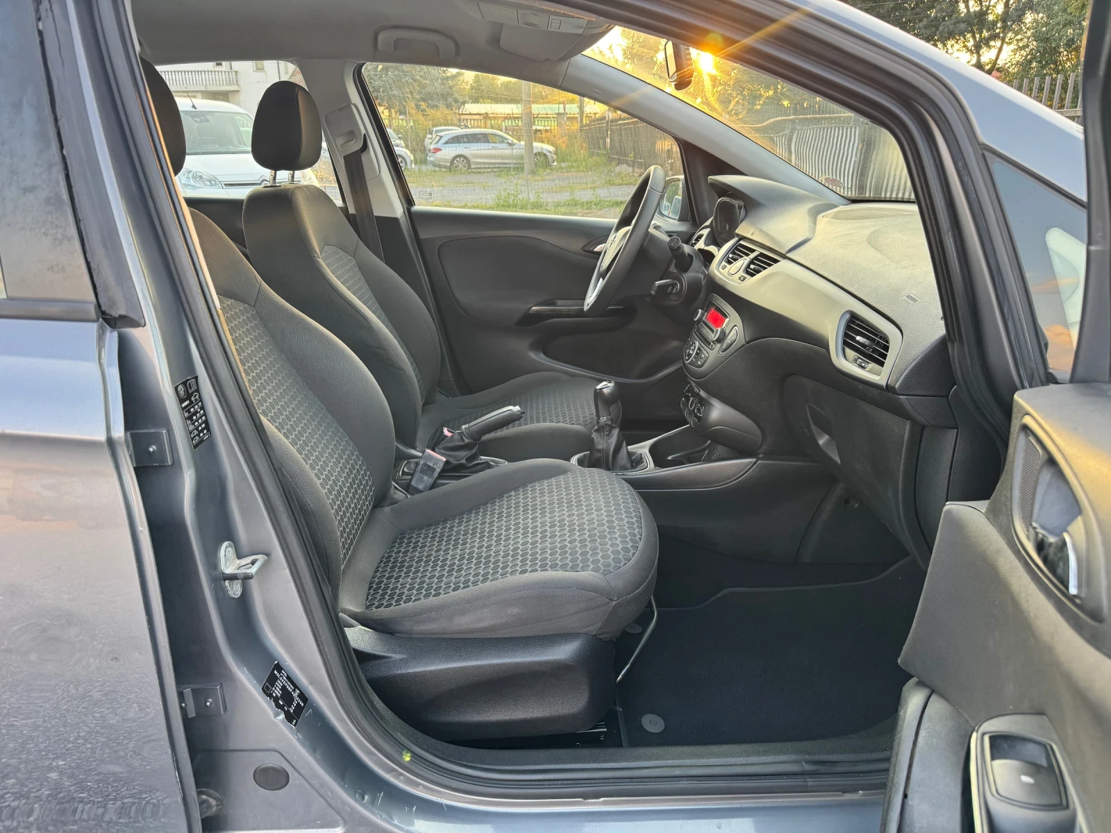 Opel Corsa 1.2i Klima EURO 6 | Mobile.bg � ����������� 14