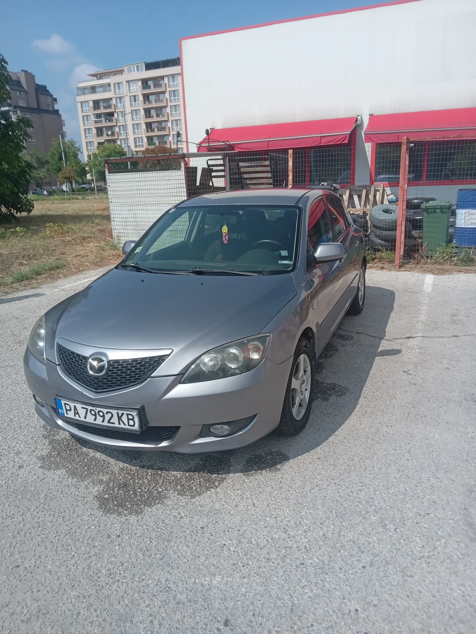 Mazda 3 1.6 DI, снимка 10 - Автомобили и джипове - 55505259