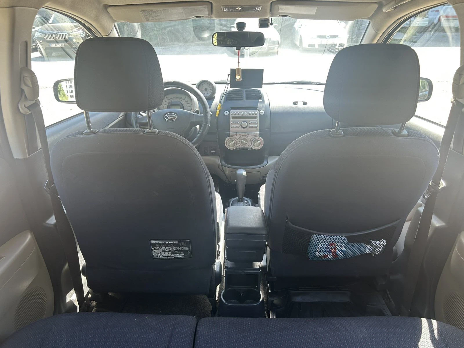 Daihatsu Sirion, снимка 11 - Автомобили и джипове - 55674630