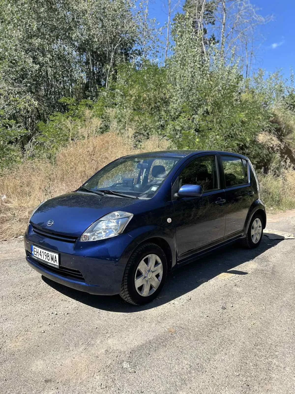 Daihatsu Sirion, снимка 2 - Автомобили и джипове - 55674630