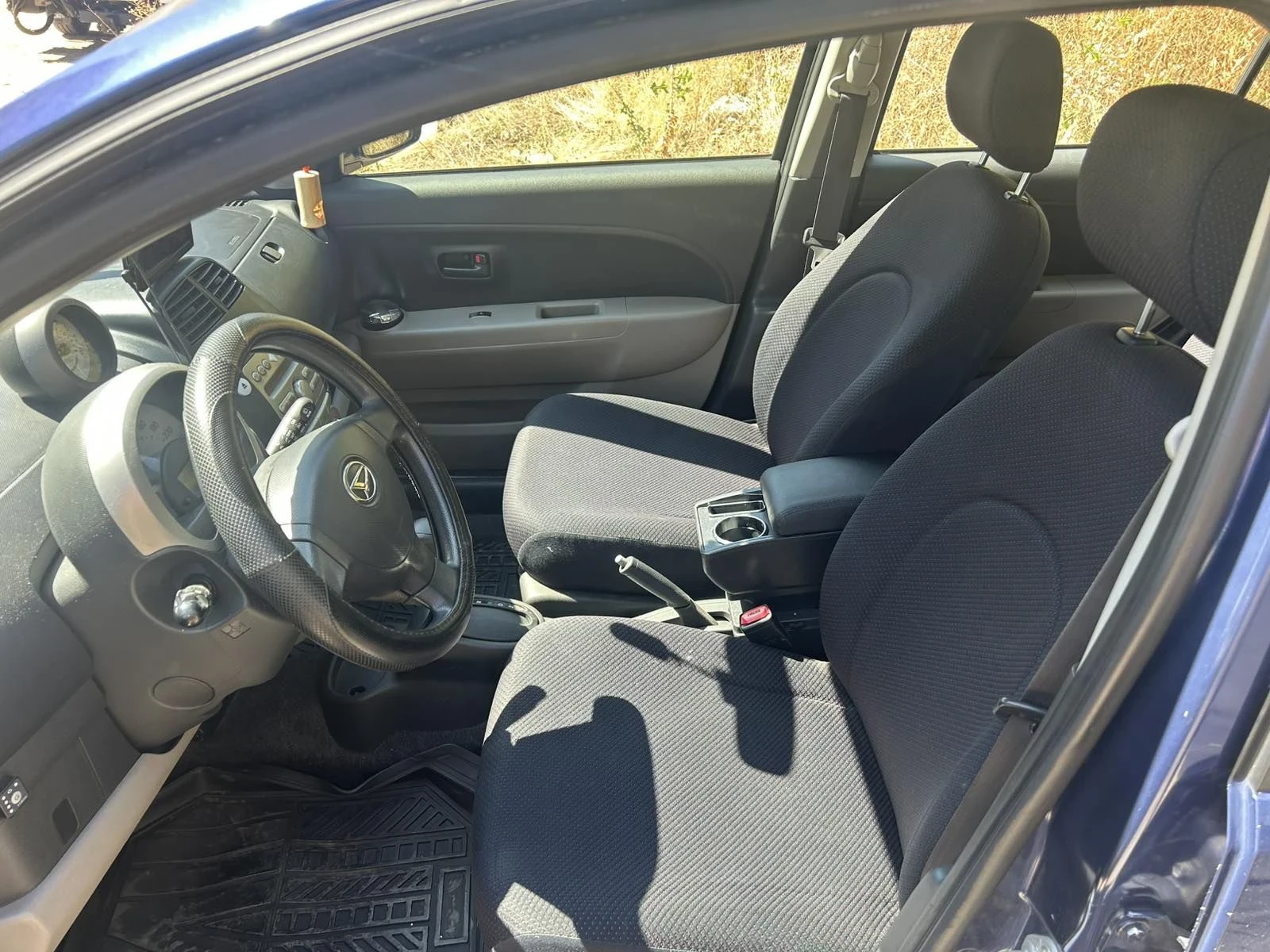 Daihatsu Sirion, снимка 10 - Автомобили и джипове - 55674630