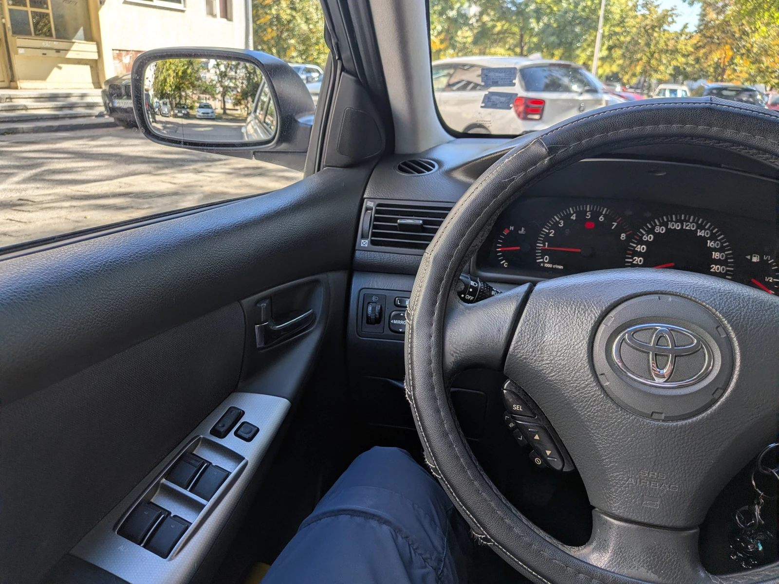 Toyota Corolla, снимка 5 - Автомобили и джипове - 56363940