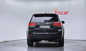 Jeep Grand cherokee LIMITED* 3.6* V6* 8ZF* ПОДГРЕВ* ОБДУХВАНЕ* КАМЕРА*, снимка 4