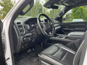 Dodge RAM 1500 Limited | CARFAX | БЕЗ ИНЦИДЕНТИ, снимка 2