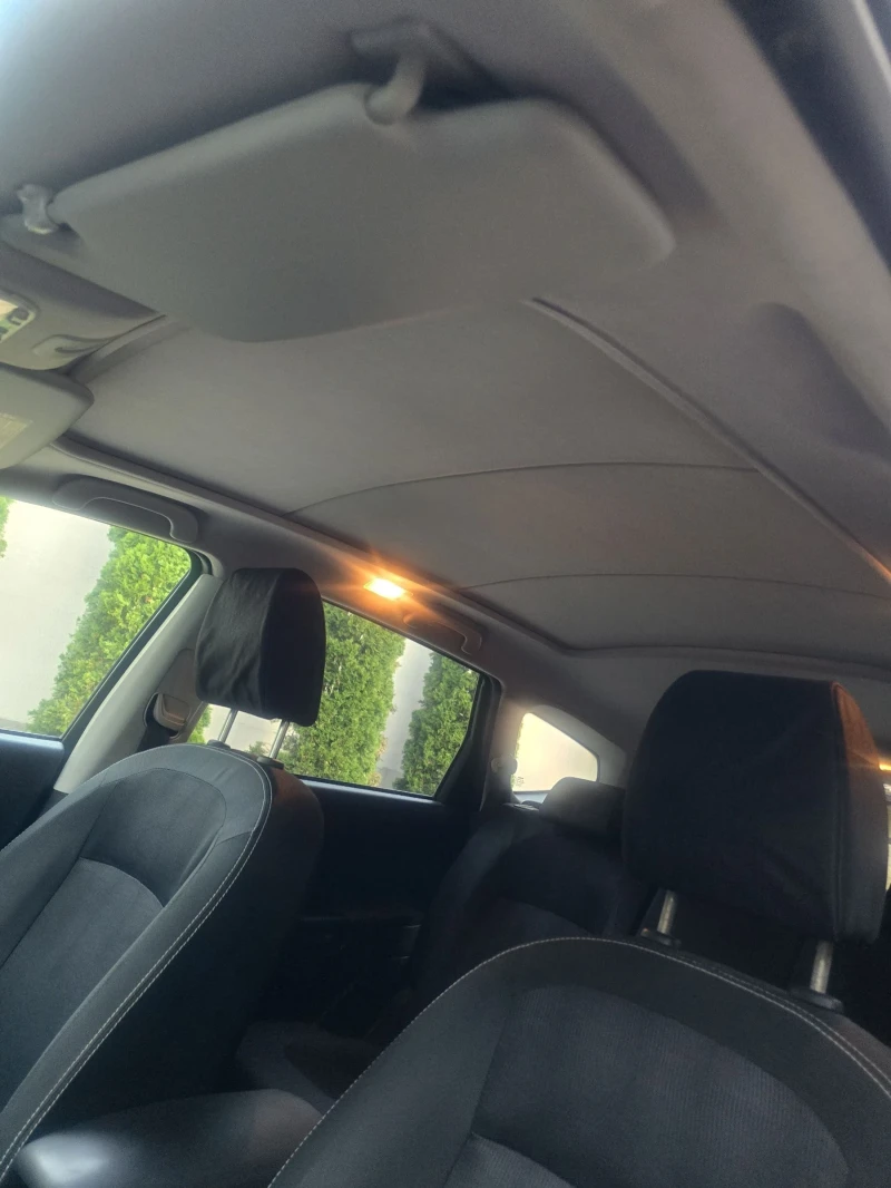 Nissan Qashqai 2.0 4x4 7-местен, снимка 14 - Автомобили и джипове - 49361393