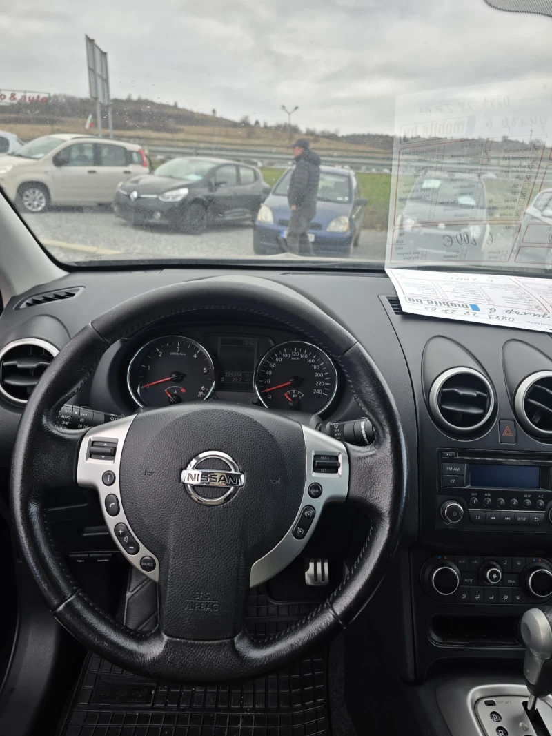 Nissan Qashqai 2.0 4x4 7-местен, снимка 7 - Автомобили и джипове - 49361393