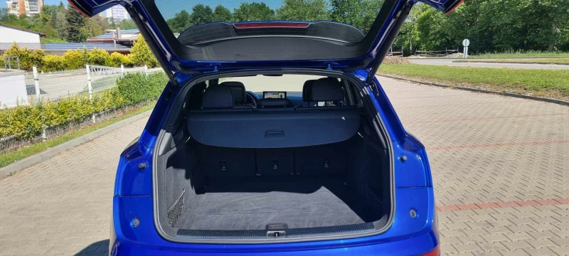 Audi SQ5, снимка 8 - Автомобили и джипове - 52446211