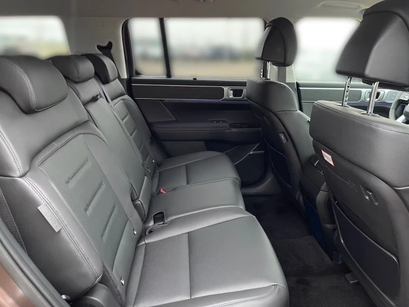 Hyundai Santa fe 1.6PHEV/SIGNATURE/253HP/4WD/MEMO/AMBI/HUD/DAB/538f, снимка 16 - Автомобили и джипове - 51287126